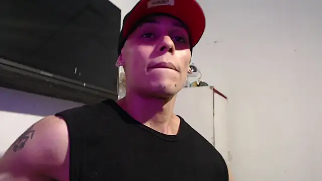 Snapshot of bix_couples chatting on November 6, 11:37 pm bix couples online show from November 6, 11:37 pm