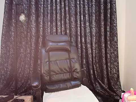 ebony shilly3 online show from September 29, 11:09 pm