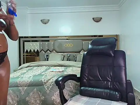 ebony shilly3 online show from November 26, 12:00 am