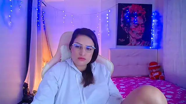 esmeraldaa230 online show from December 29, 2:21 pm