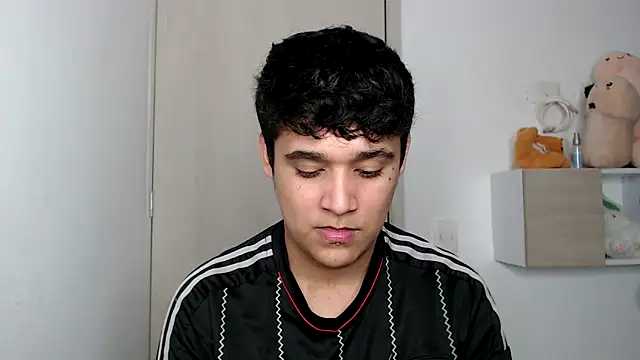 kaiine190 online show from October 21, 10:27 am