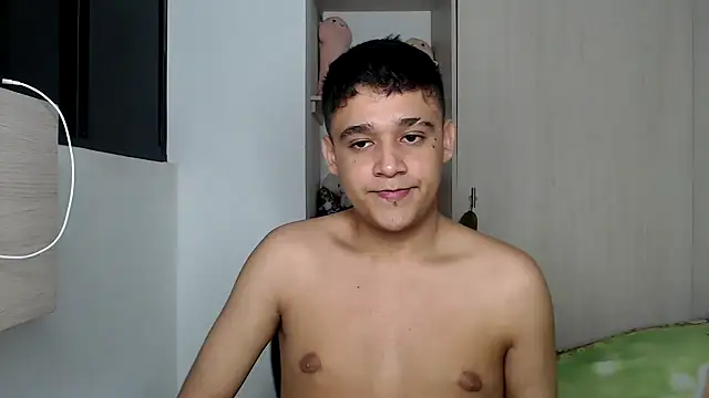 kaiine190 online show from March 3, 5:57 am