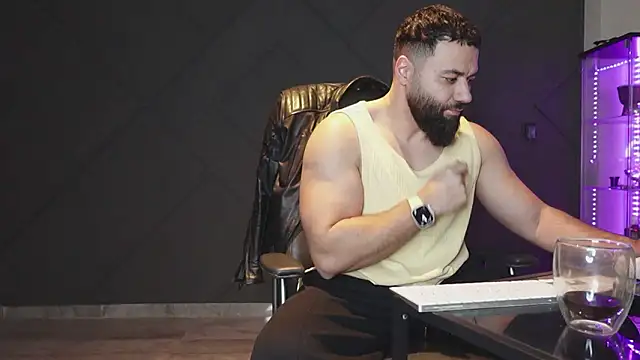 mattmasterss online show from February 25, 9:02 pm