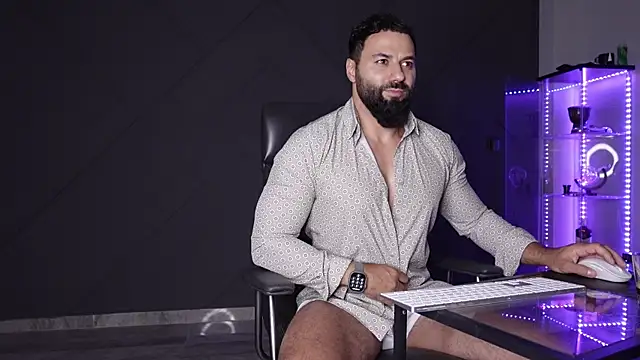 mattmasterss online show from June 14, 8:11 pm