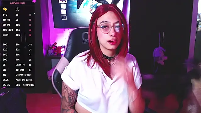 Snapshot of Cum4Ruby chatting on December 16, 2:27 am Cum4Ruby online show from December 16, 2:27 am