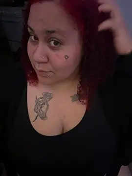 Juicyjordie online show from June 18, 4:46 am