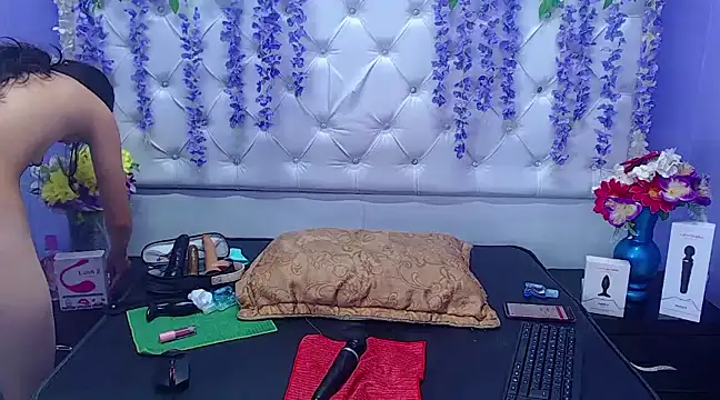 Brith Adams online show from February 9, 2:49 am