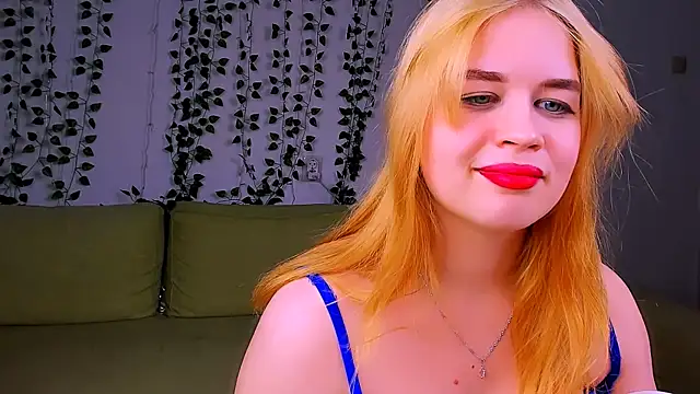 AlicePopsy online show from February 18, 6:04 pm
