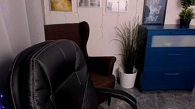 AlicePopsy online show from March 2, 6:51 pm