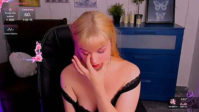 AlicePopsy online show from March 20, 11:45 pm