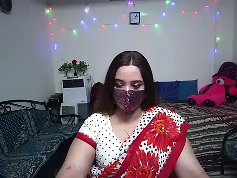 Arushisingh8888 online show from December 9, 9:39 am