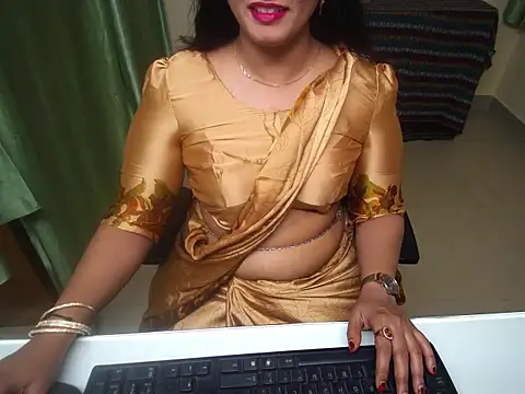 Arushisingh8888 online show from October 13, 11:54 am
