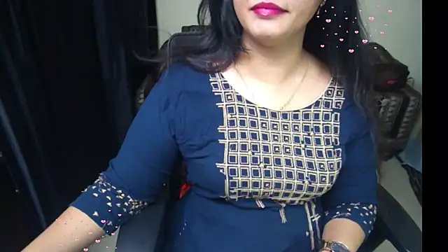 Snapshot of Arushisingh8888 chatting on April 1, 1:41 pm Arushisingh8888 online show from April 1, 1:41 pm