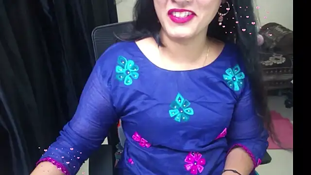 Snapshot of Arushisingh8888 chatting on May 8, 1:49 pm Arushisingh8888 online show from May 8, 1:49 pm