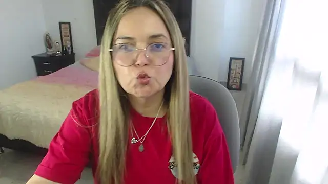 Snapshot of samy_vsn chatting on January 21, 8:00 pm samy vsn online show from January 21, 8:00 pm