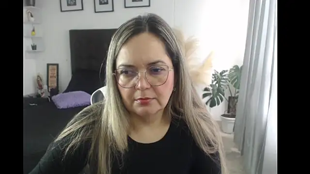 Snapshot of samy_vsn chatting on September 13, 5:46 pm samy vsn online show from September 13, 5:46 pm