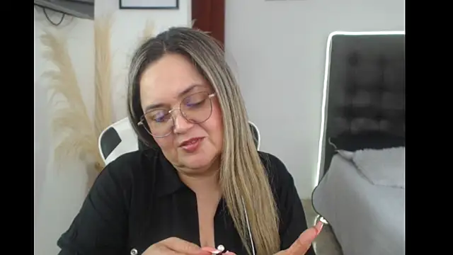 Snapshot of samy_vsn chatting on September 17, 7:48 pm samy vsn online show from September 17, 7:48 pm