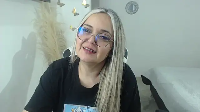 Snapshot of samy_vsn chatting on March 2, 11:11 pm samy vsn online show from March 2, 11:11 pm