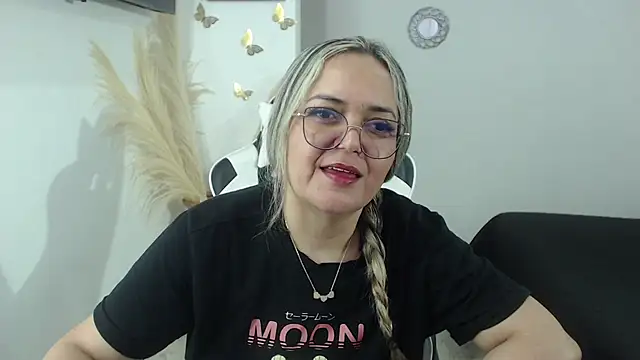 Snapshot of samy_vsn chatting on March 16, 7:40 pm samy vsn online show from March 16, 7:40 pm