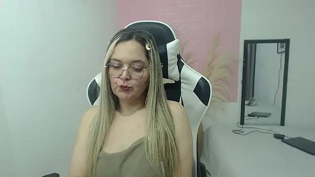 Snapshot of samy_vsn chatting on June 12, 7:13 pm samy vsn online show from June 12, 7:13 pm