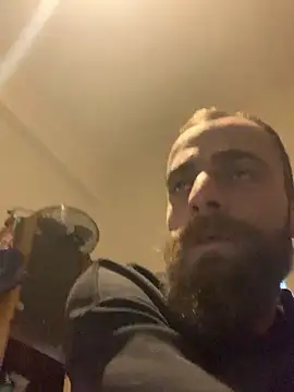 Snapshot of Antonio_Vatooo chatting on January 17, 6:55 pm Antonio Vatooo online show from January 17, 6:55 pm