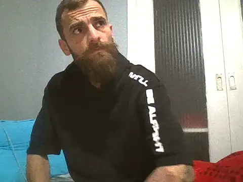 Snapshot of Antonio_Vatooo chatting on January 18, 10:57 pm Antonio Vatooo online show from January 18, 10:57 pm