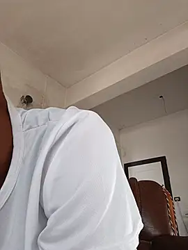 Snapshot of Antonio_Vatooo chatting on July 25, 4:26 pm Antonio Vatooo online show from July 25, 4:26 pm