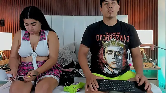 Liana Asaff online show from March 20, 8:40 pm