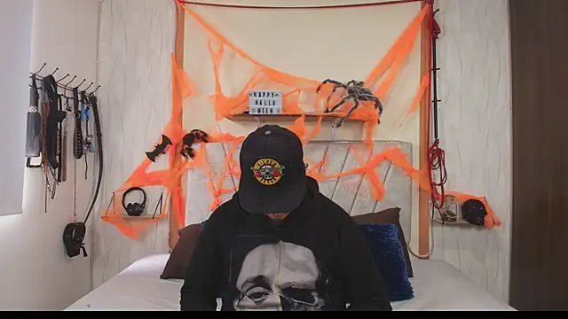 Liana Asaff online show from October 13, 6:08 pm