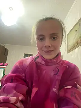 Snapshot of AlisaKissss chatting on December 13, 7:43 pm AlisaKissss online show from December 13, 7:43 pm