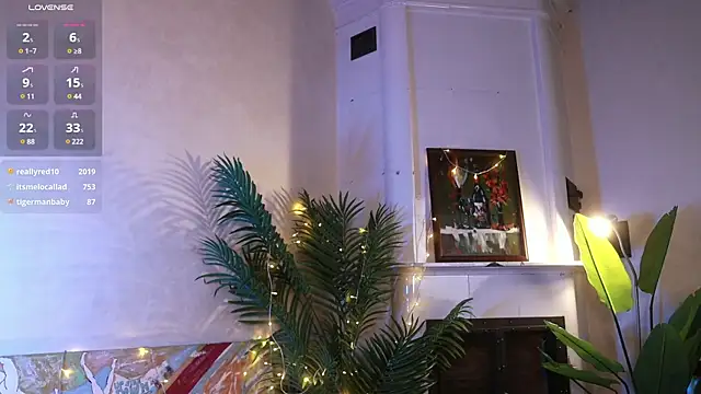 electric babe online show from December 1, 7:36 pm