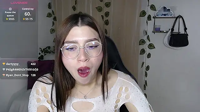 mily thomson b  online show from March 6, 1:05 am