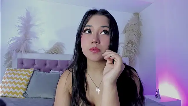 Emelyy Carter online show from February 13, 7:42 pm