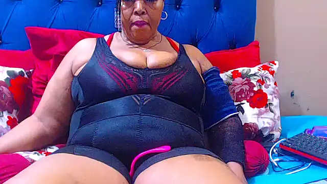 ebonycandy10 online show from October 10, 6:45 am
