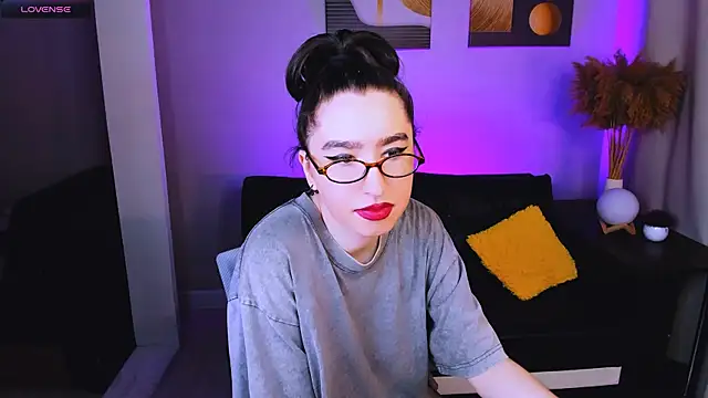Lily xBabe online show from June 26, 2:21 pm