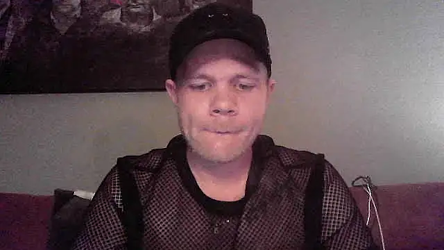 Snapshot of skillers chatting on February 7, 9:07 pm skillers online show from February 7, 9:07 pm