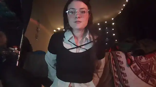 EyaDivine1 online show from February 2, 9:13 pm