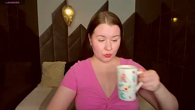 Snapshot of ShedarBrooks chatting on January 17, 8:56 am ShedarBrooks online show from January 17, 8:56 am