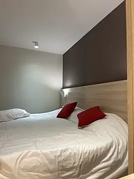 Snapshot of streetdoll chatting on September 26, 8:40 am streetdoll online show from September 26, 8:40 am