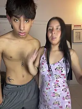 royalgirls x online show from November 3, 11:15 pm