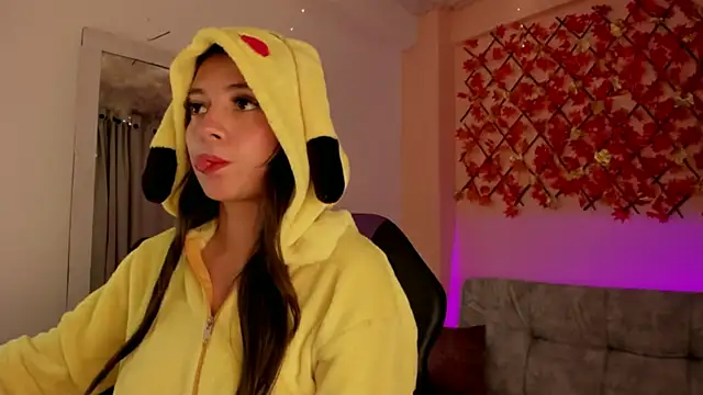 Sweet Candies online show from March 8, 1:06 am