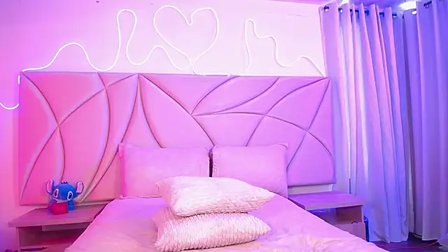 ValleryC online show from March 5, 5:53 pm