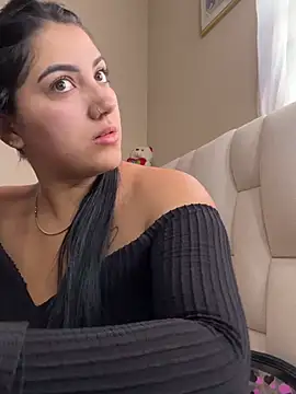 PaulinaDuarte online show from January 9, 3:48 pm
