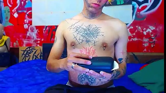 deivid estrada online show from February 8, 4:43 pm