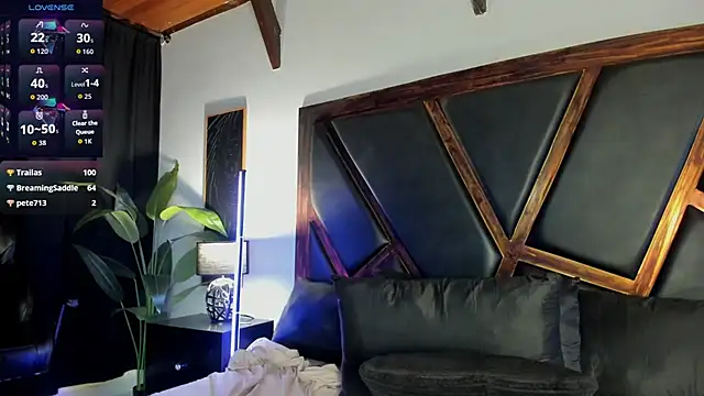 Snapshot of EmiliWilliams chatting on July 23, 1:58 am EmiliWilliams online show from July 23, 1:58 am