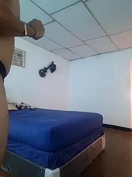 andresbigcock9 online show from March 23, 6:01 pm