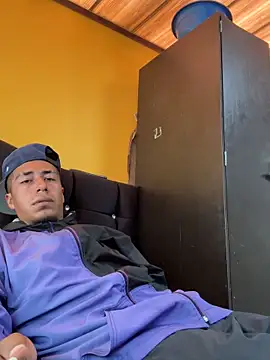 zpmiguel online show from January 7, 2:30 pm