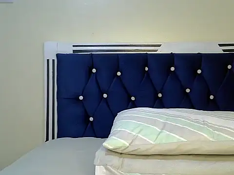 Goddess nanaya online show from December 1, 4:45 pm