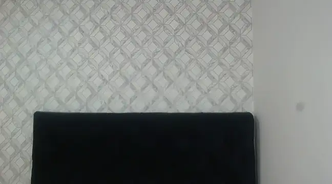 Emma-Wilson online show from March 3, 7:06 pm