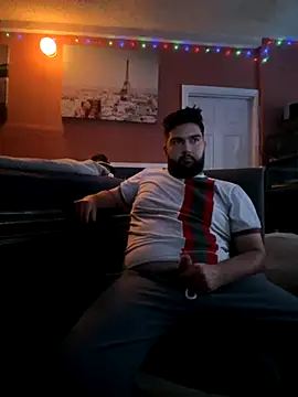 bigdickgio6923 online show from November 5, 4:34 am